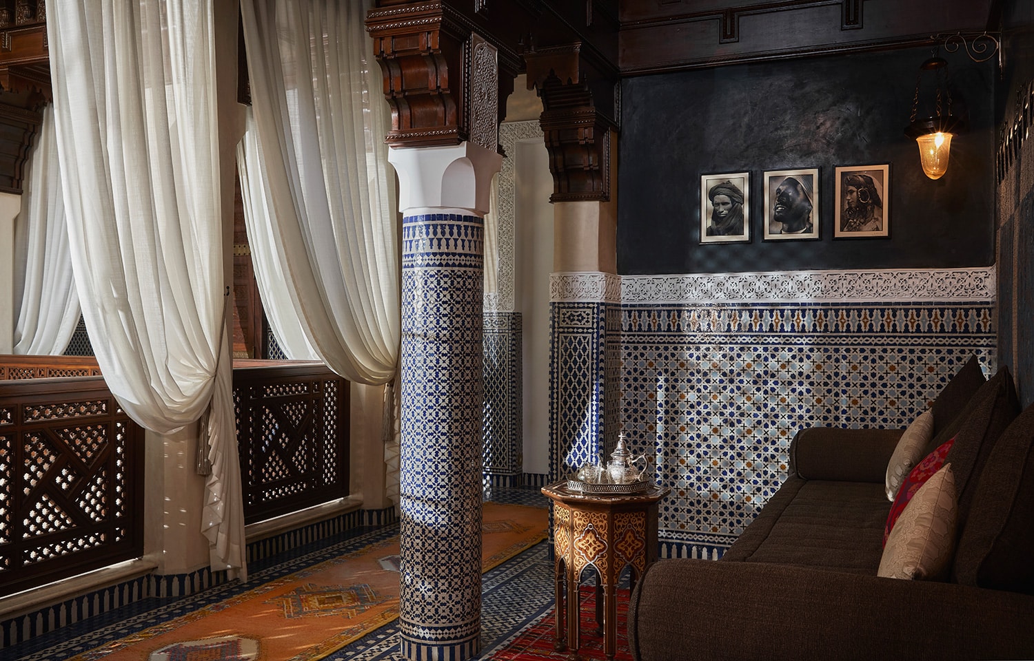 Blue zellige lounge within a Prestige Riad
